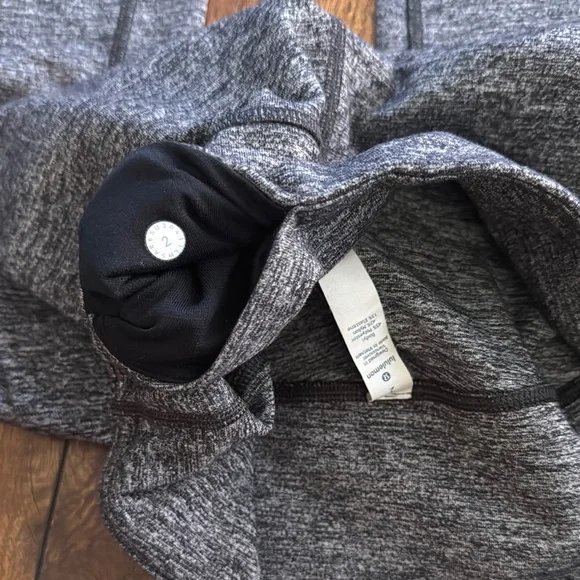 Lululemon Grey black Leggings - Picture 4 of 4